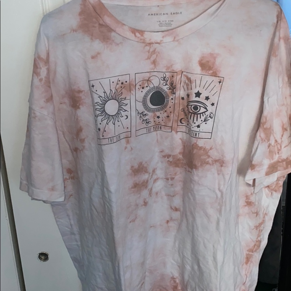 graphic tee